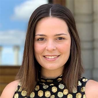 Dr. Erin Wadsworth Dr. Erin Wadsworth