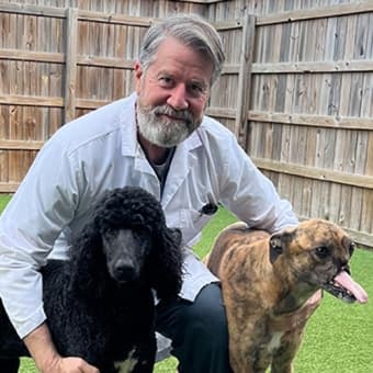 Dr. Mark S. Jandrlich Dr. Mark S. Jandrlich